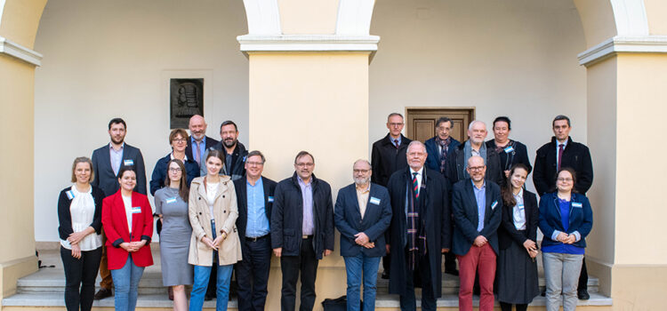 Tekintély és tekintélyelvű struktúrák. Református teológiai reflexiók